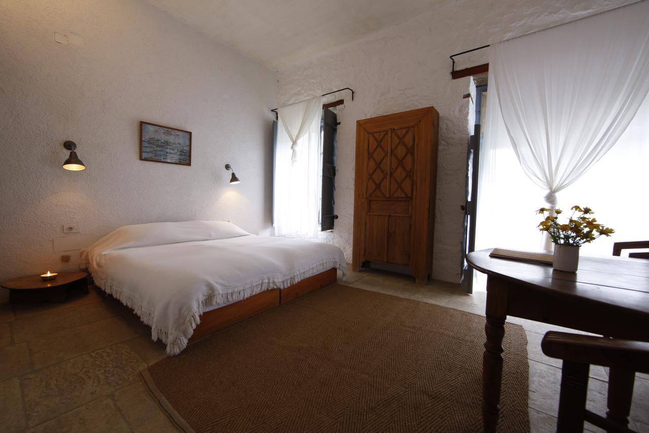 Bratsera Boutique Hotel ไฮดรา ภายนอก รูปภาพ